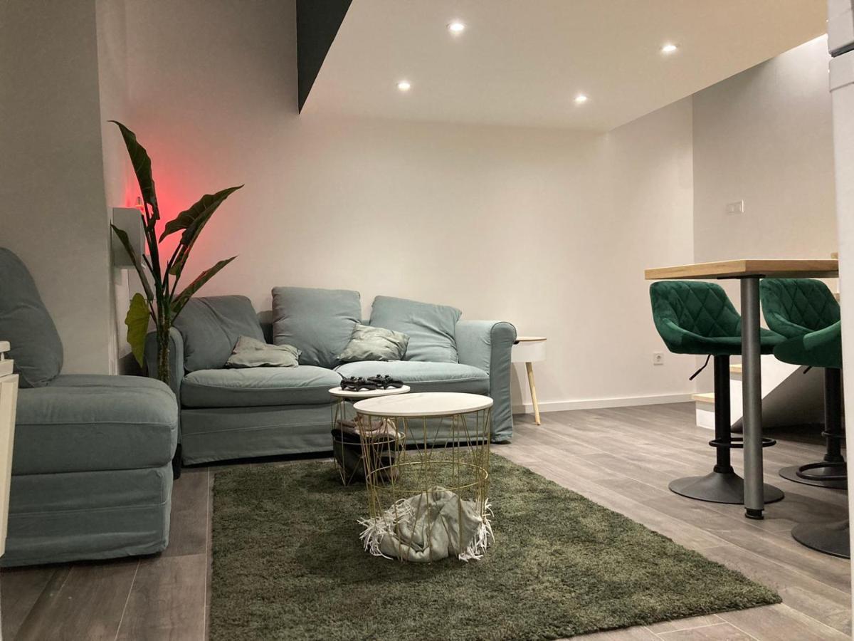 Full Equipment Designed Apartment In The Heart Of Budapest For 4 People Kültér fotó
