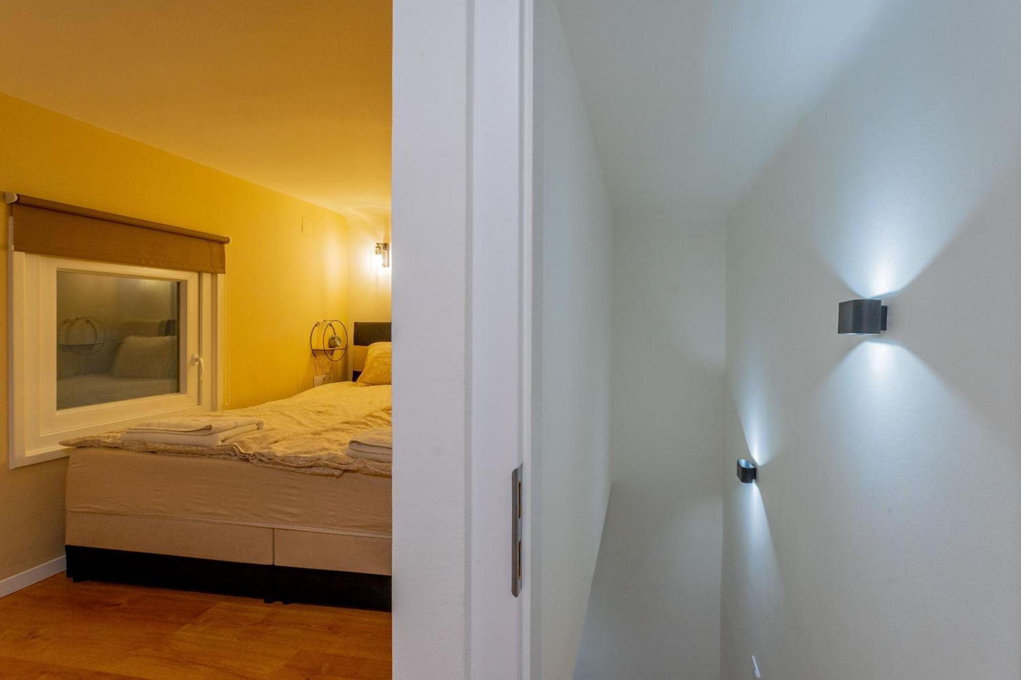 Full Equipment Designed Apartment In The Heart Of Budapest For 4 People Kültér fotó